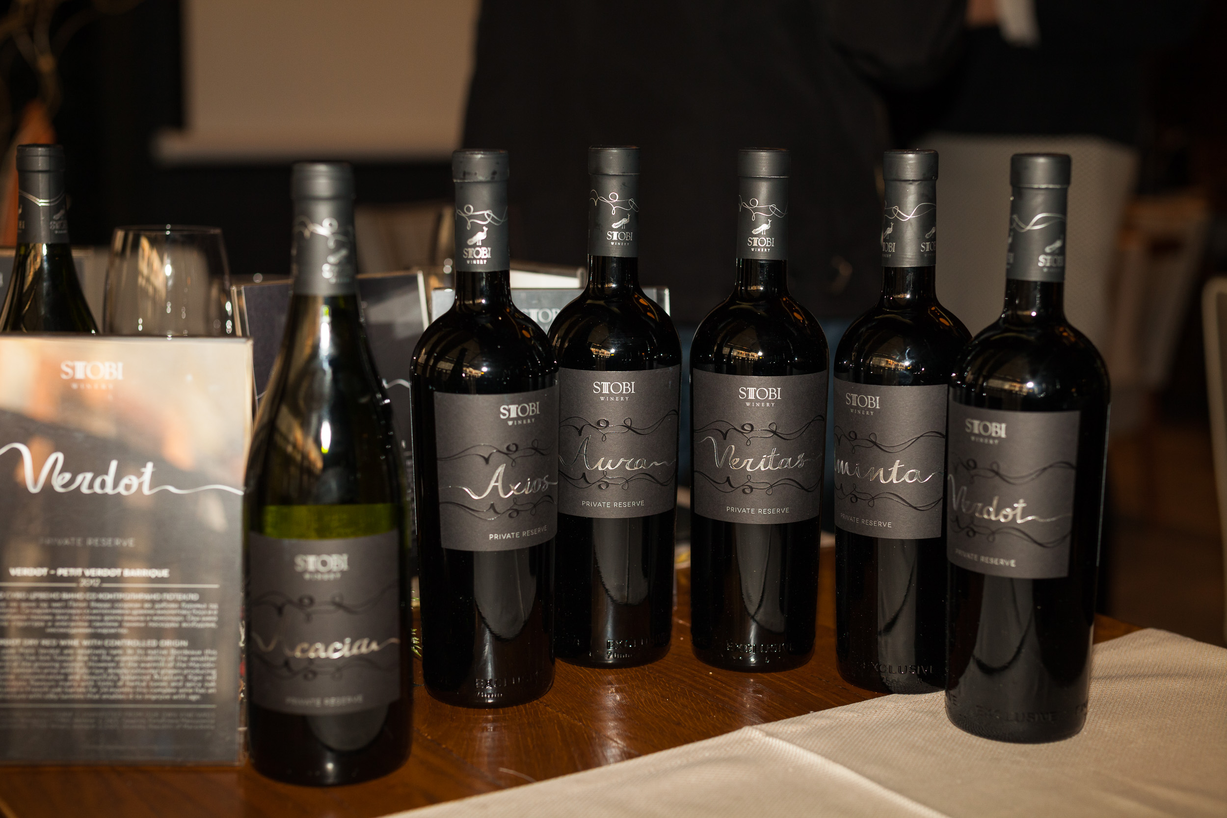 Shest novi premium vina na Stobi